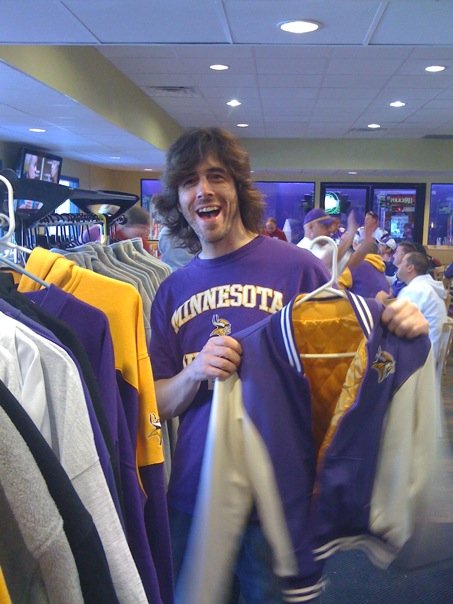 paulie vikings fan